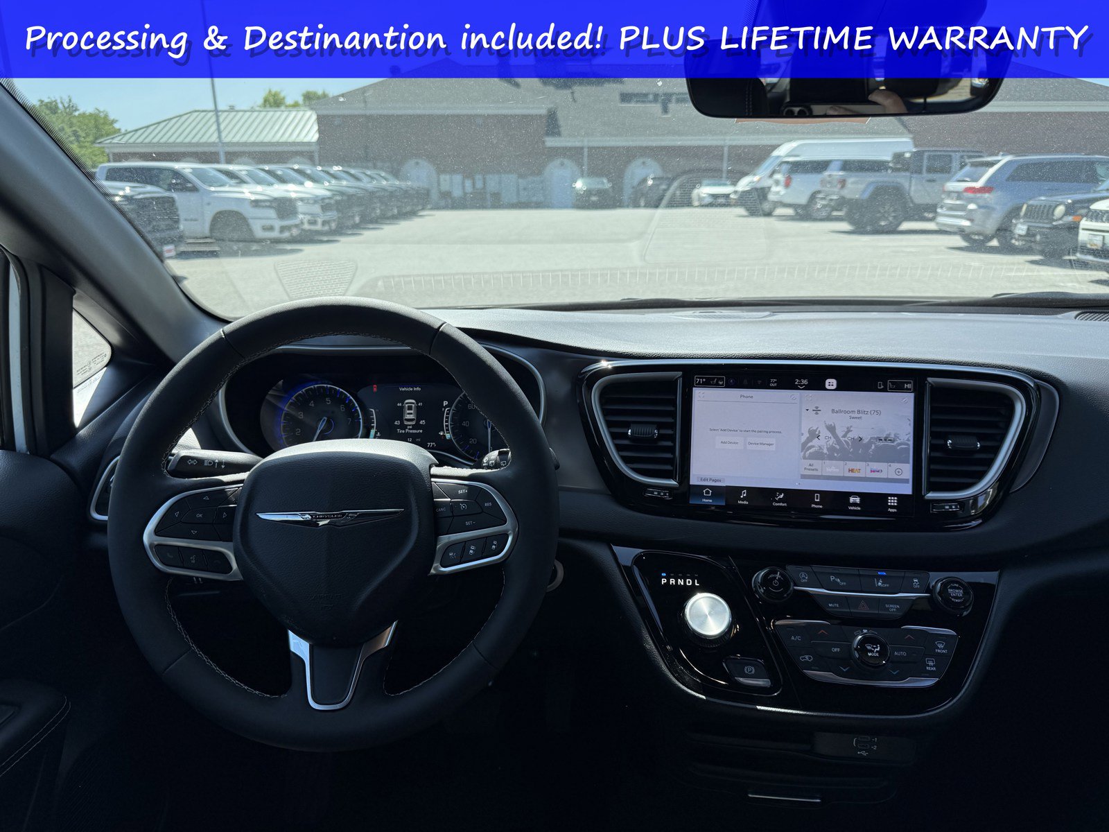New 2026 Chrysler Voyager LX FWD image 17