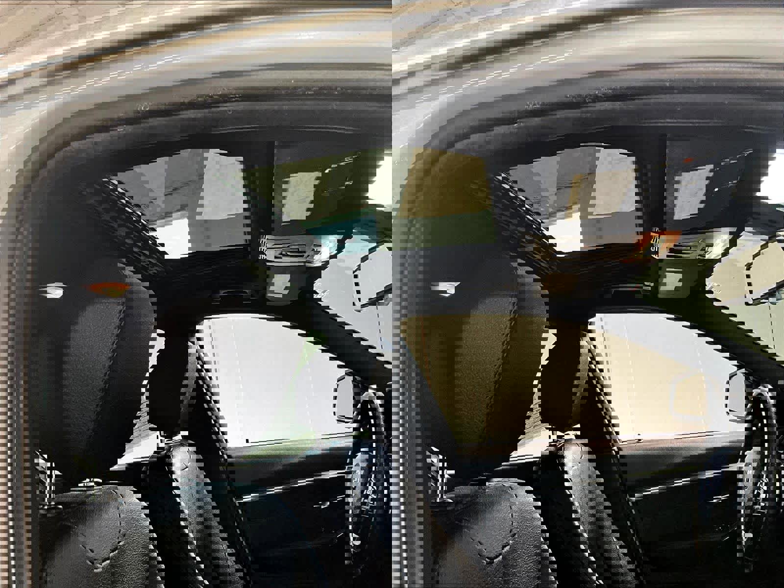 Used 2018 BMW 330i xDrive Sedan w/ Convenience Package image 22