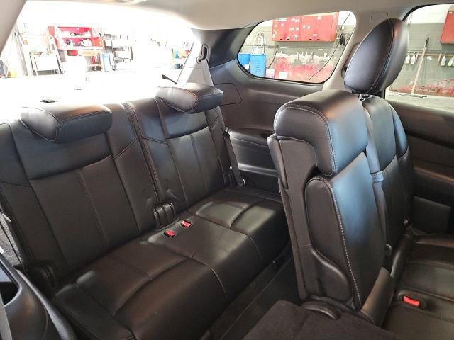 Used 2015 Nissan Pathfinder SL w/ Trailer Tow Package AWD/4WD image 23