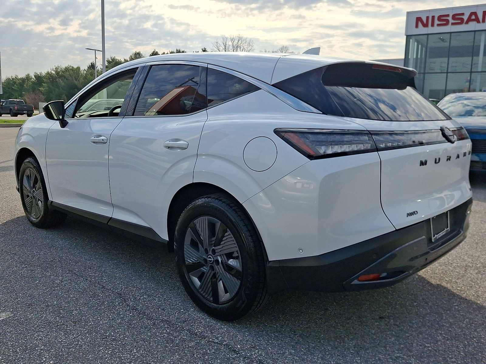 Used 2025 Nissan Murano SL AWD/4WD image 5