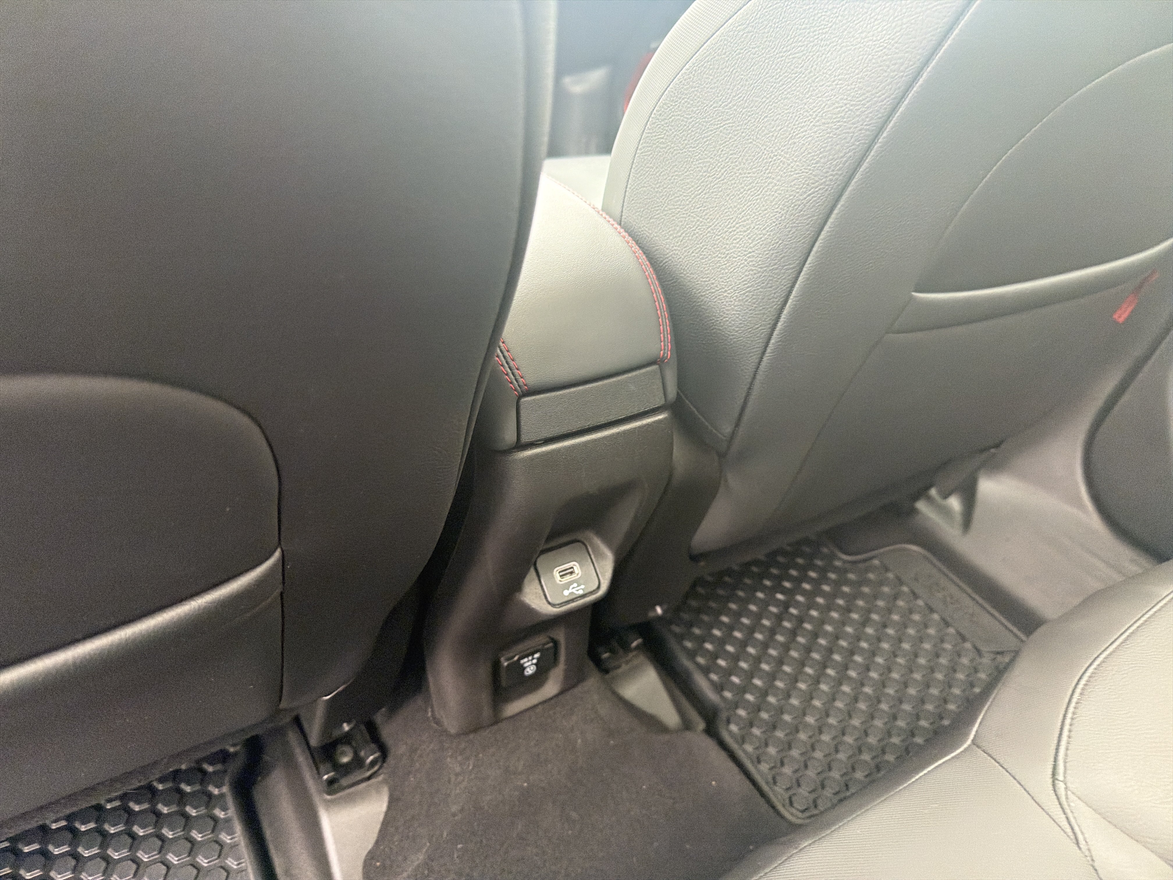 Used 2021 Jeep Renegade Trailhawk w/ Sun & Sound Group AWD/4WD image 11