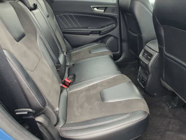Used 2019 Ford Edge ST w/ Equipment Group 401A AWD/4WD image 21
