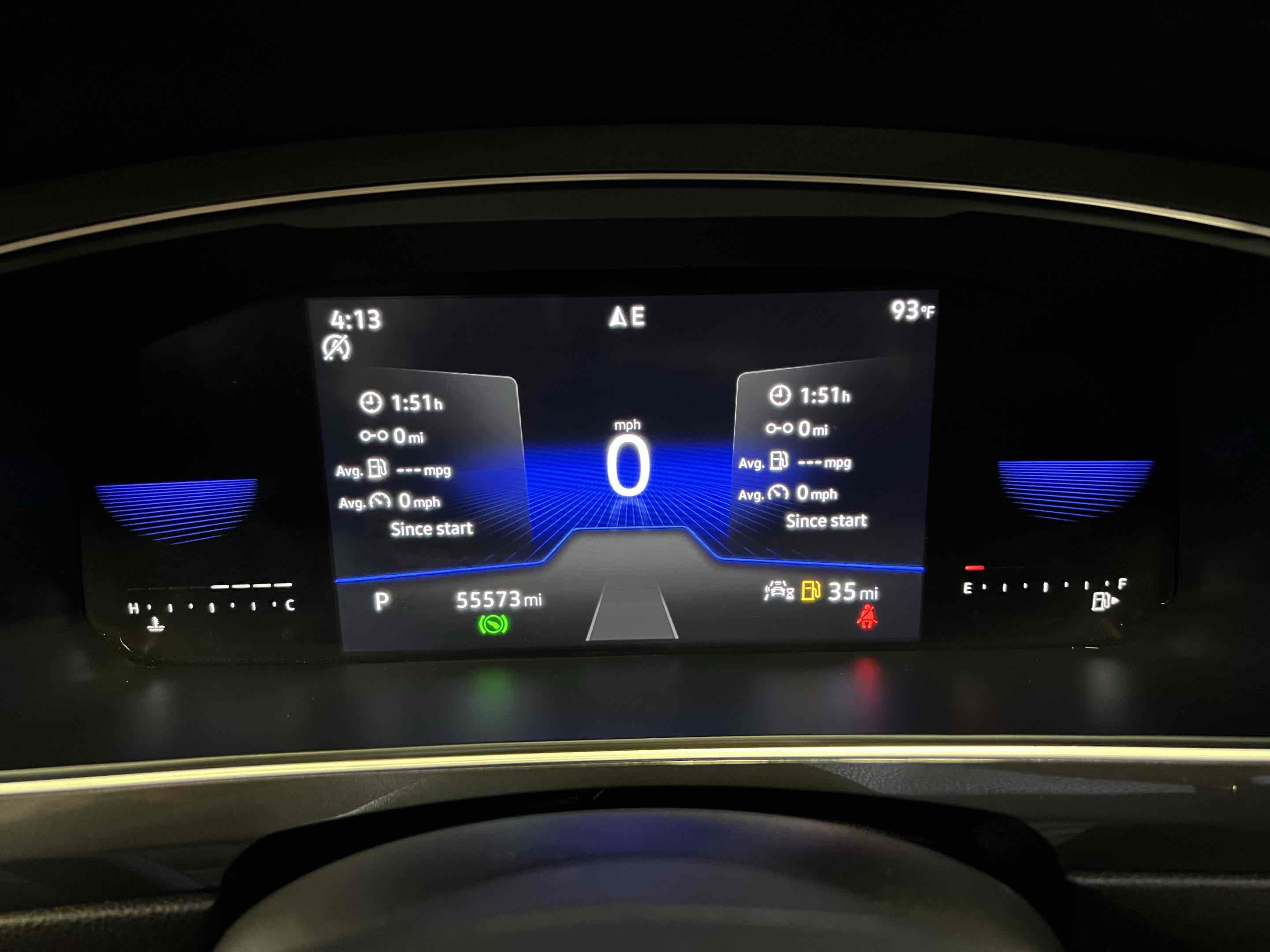 Used 2023 Volkswagen Tiguan SE w/ Panoramic Sunroof Package image 11