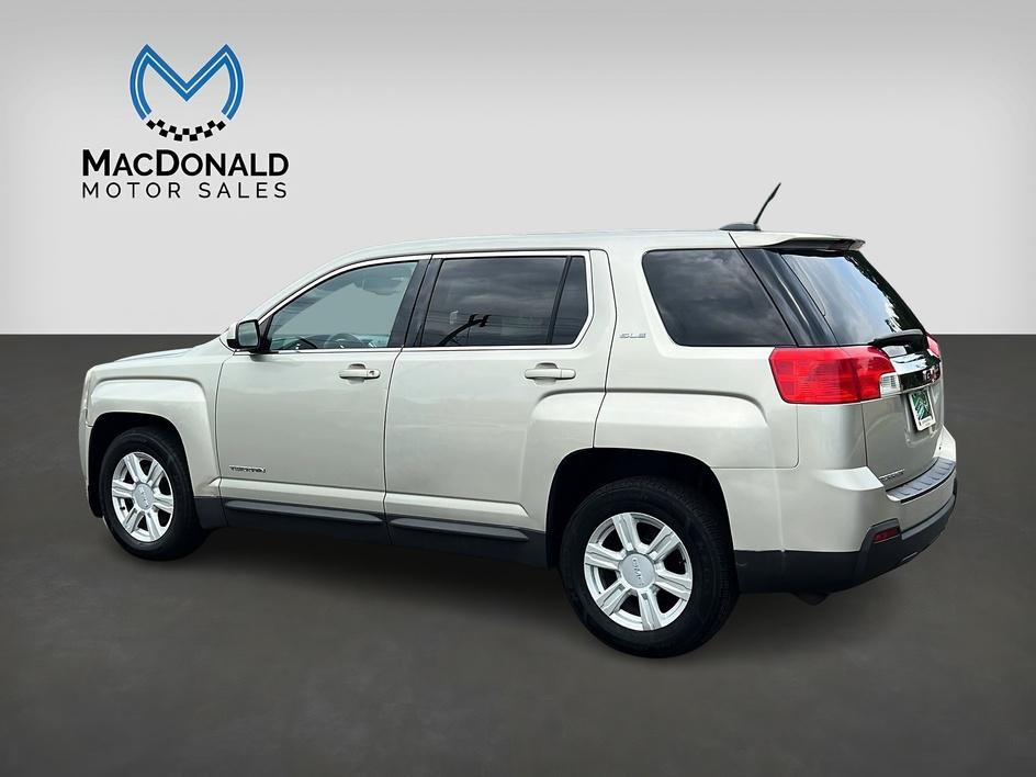 Used 2015 GMC Terrain SLE AWD/4WD image 5
