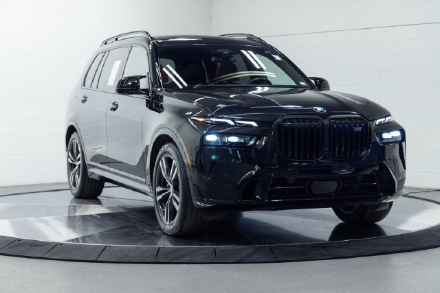 Certified 2024 BMW X7 M60i AWD/4WD image 4