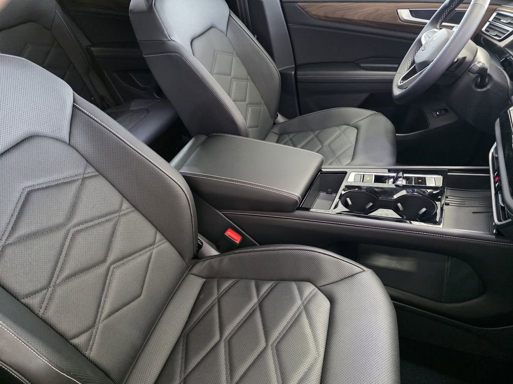 New 2026 Volkswagen Atlas SE image 10