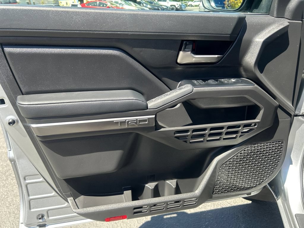 Certified 2026 Toyota Tacoma TRD Off-Road AWD/4WD image 11