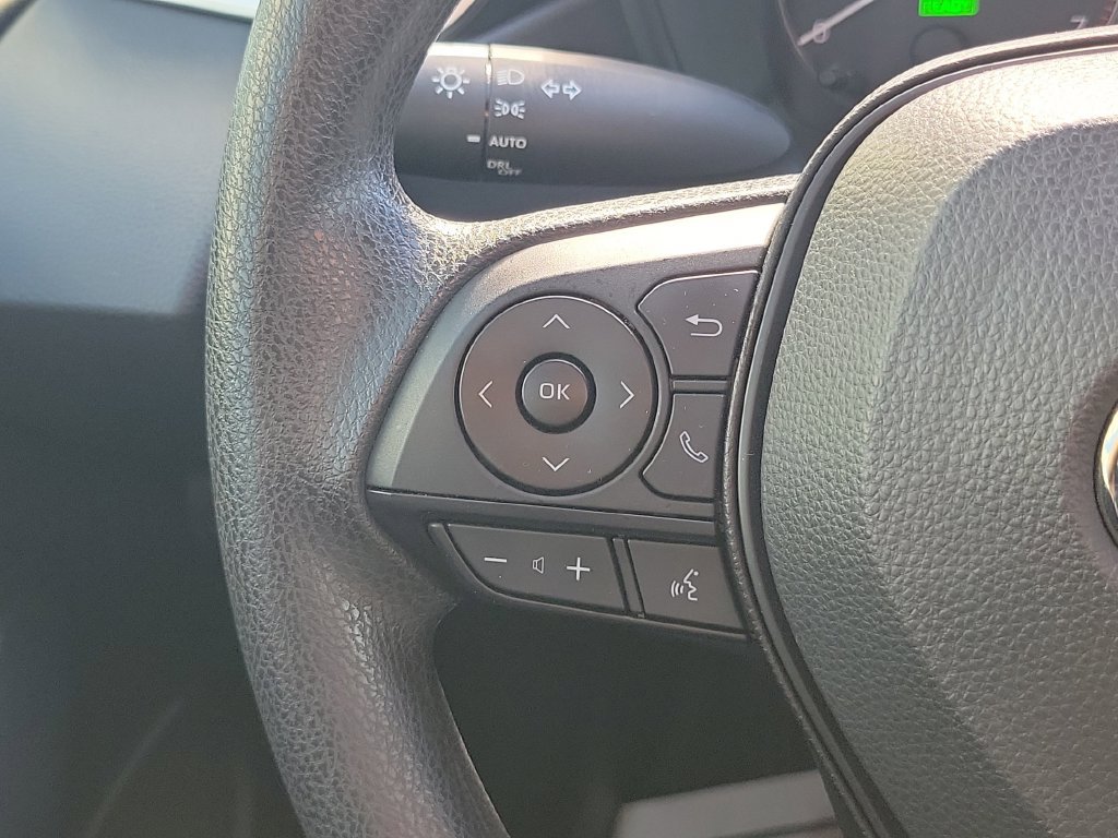 Used 2023 Toyota Corolla LE FWD image 13