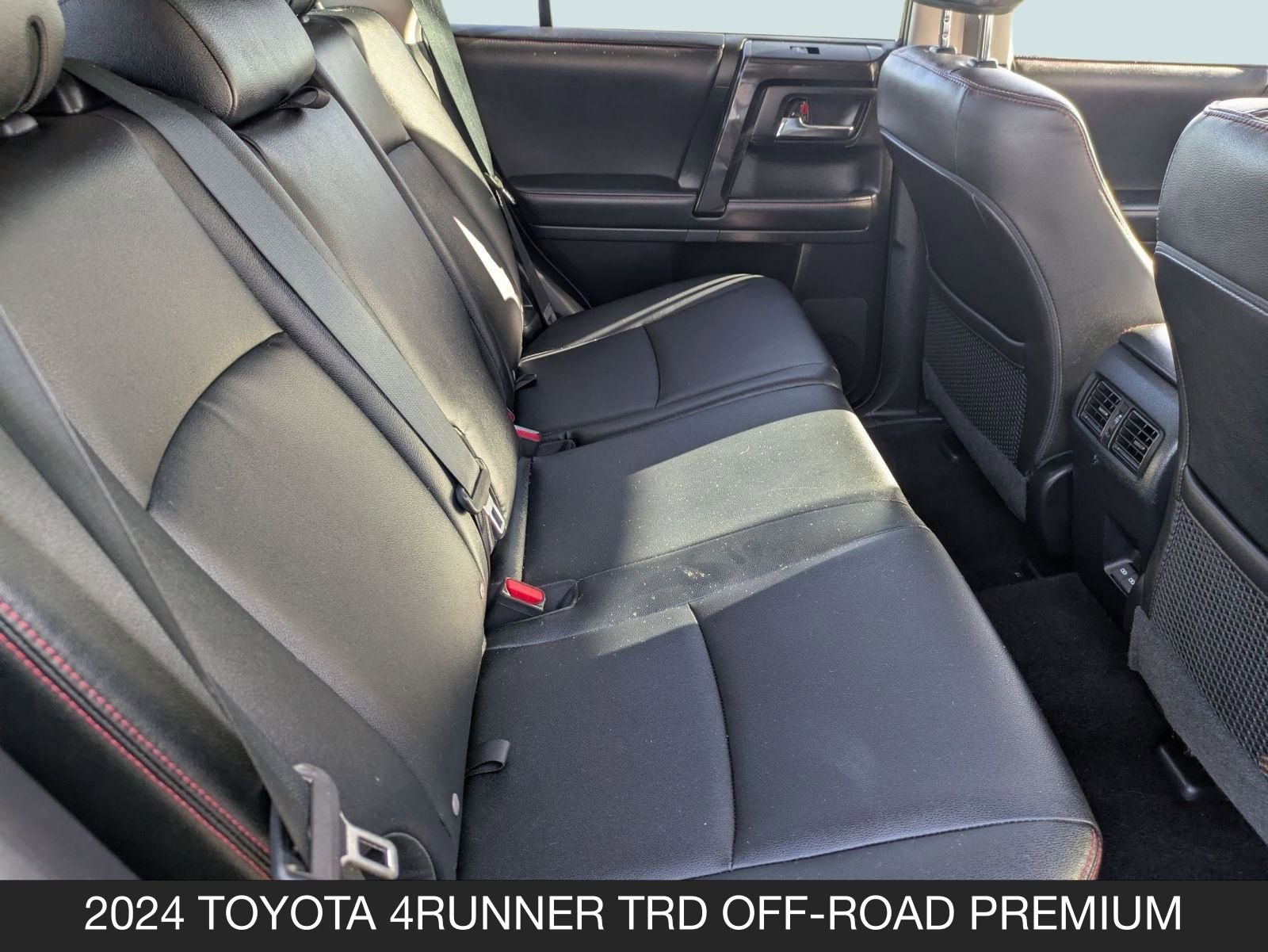 Used 2024 Toyota 4Runner TRD Off-Road Premium image 16