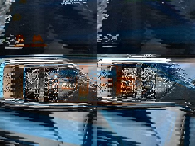 New 2026 Cadillac Vistiq Sport w/ LPO, Floor Liner Package image 27