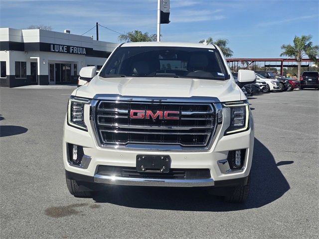 Used 2024 GMC Yukon XL SLT w/ SLT Luxury Package video 2