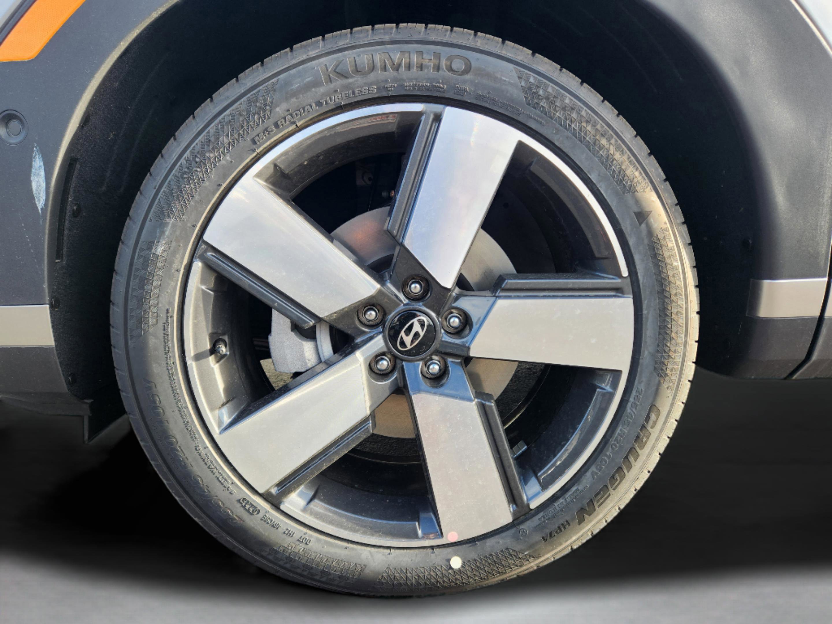 New 2026 Hyundai Santa Fe Limited image 13