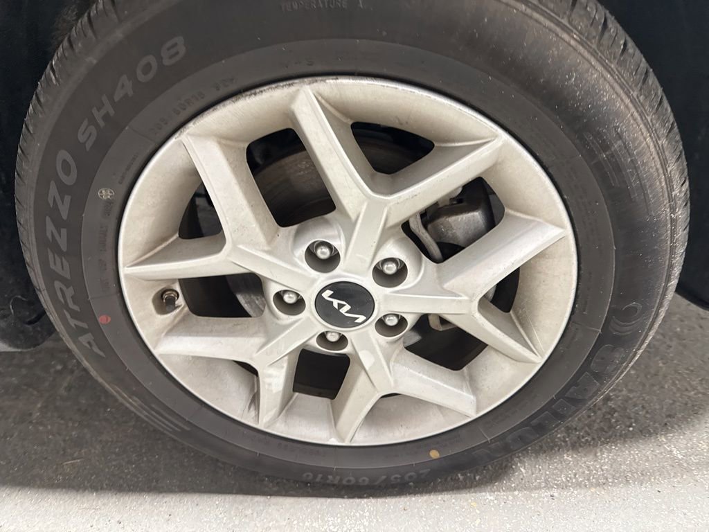 Used 2024 Kia Soul LX w/ Option Group 015 image 42