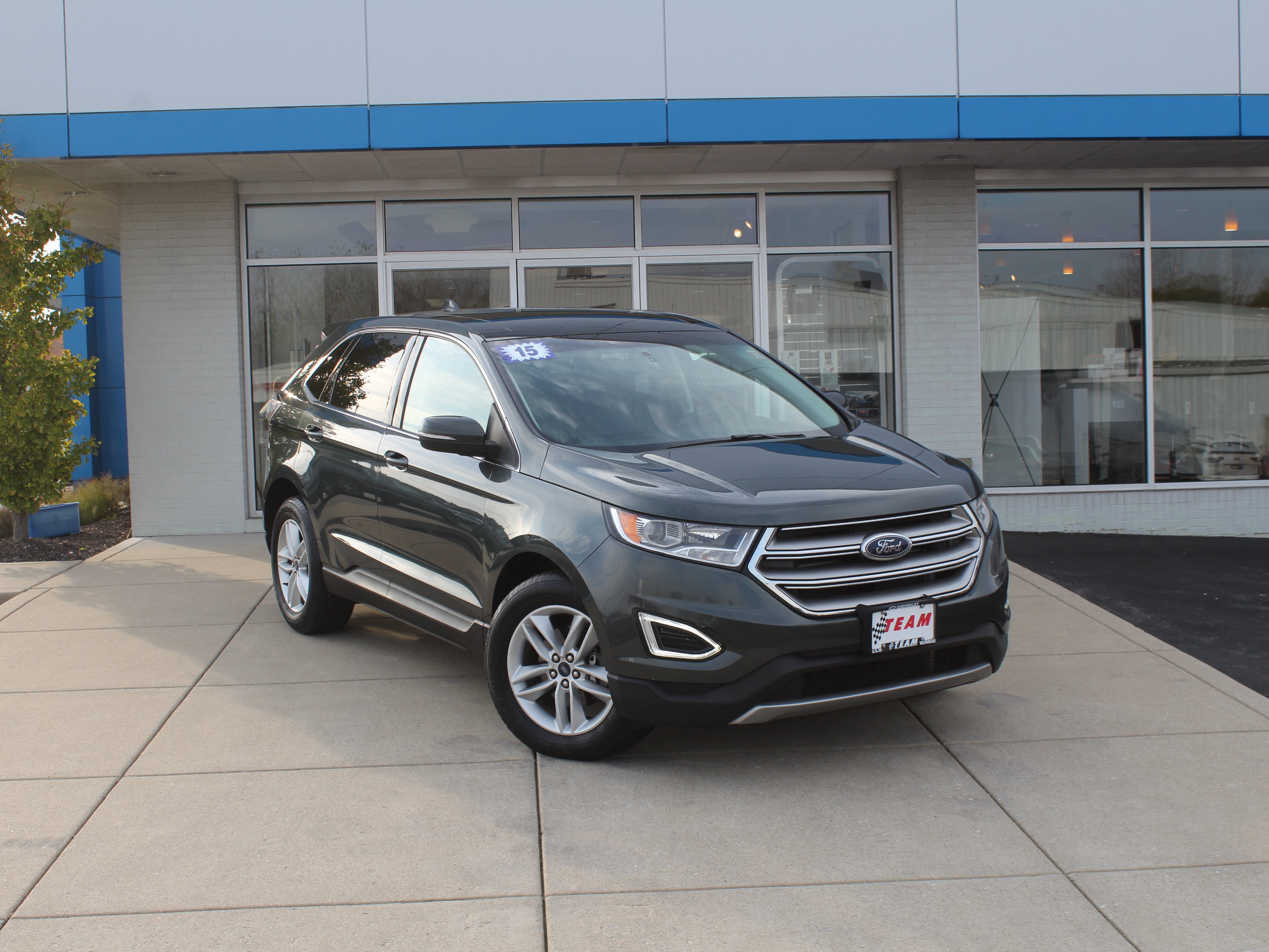 Used 2015 Ford Edge SEL w/ Equipment Group 201A FWD image 4