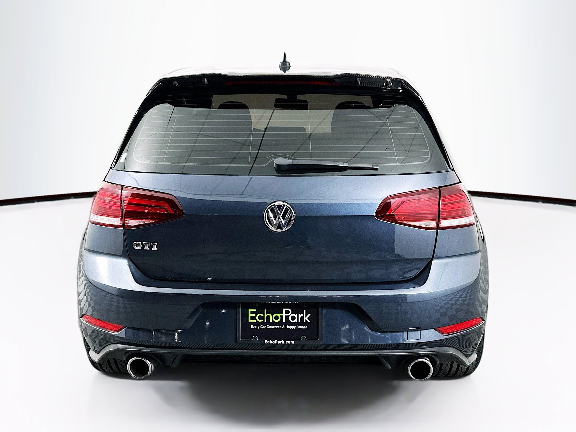 Used 2018 Volkswagen Golf S image 7