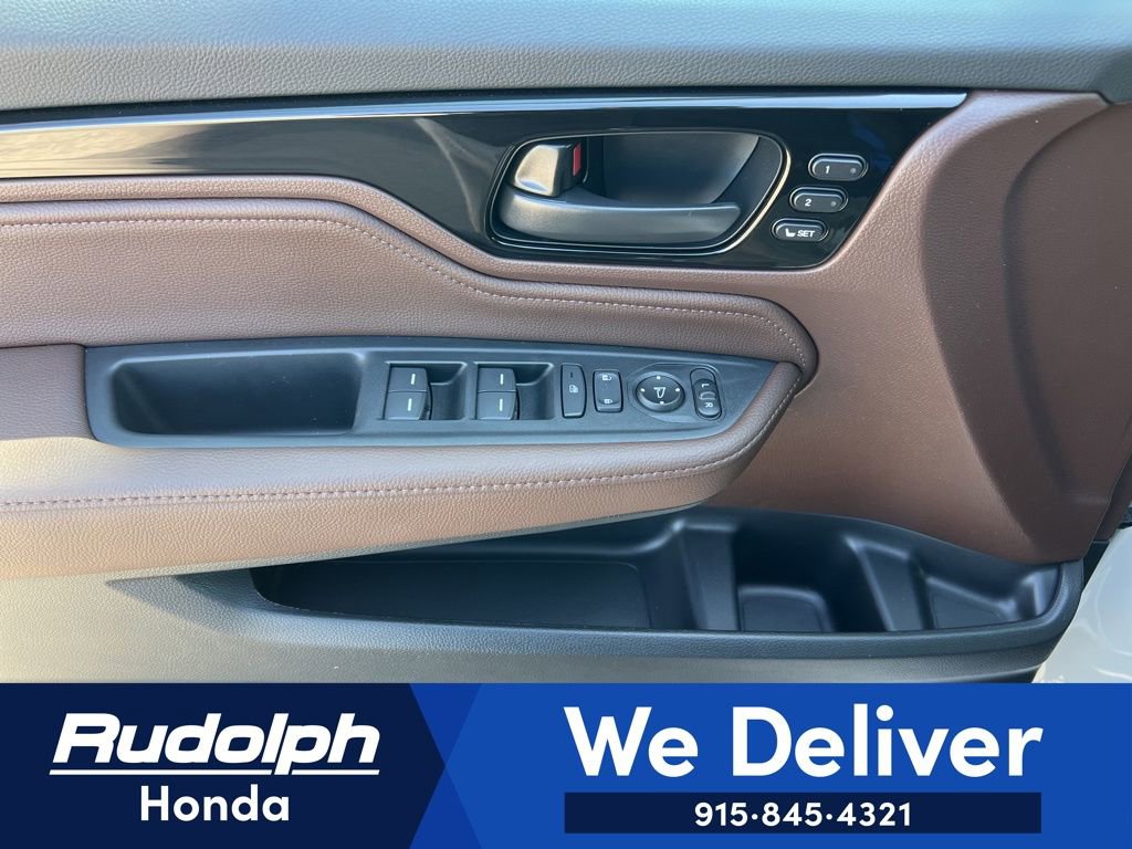 New 2026 Honda Odyssey Touring image 10