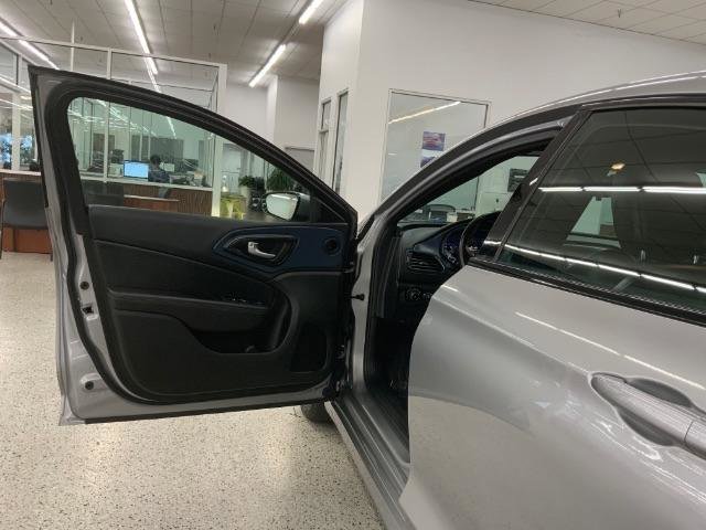 Used 2016 Chrysler 200 S image 25