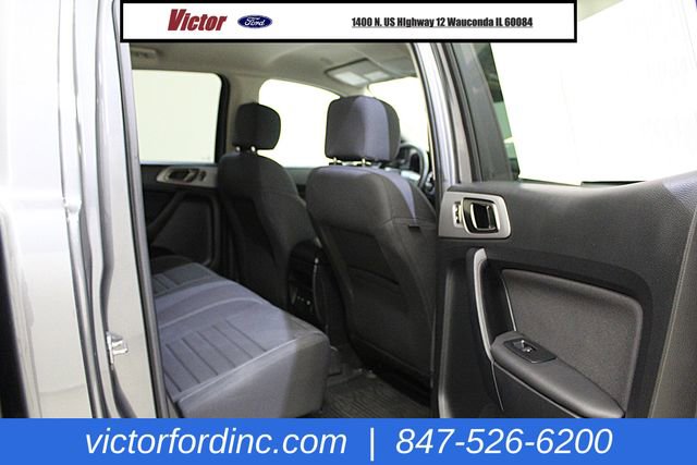 Used 2022 Ford Escape SE w/ SE Sport Appearance Package image 17