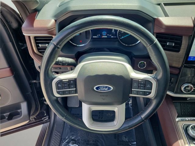 Used 2023 Ford Expedition Limited image 26