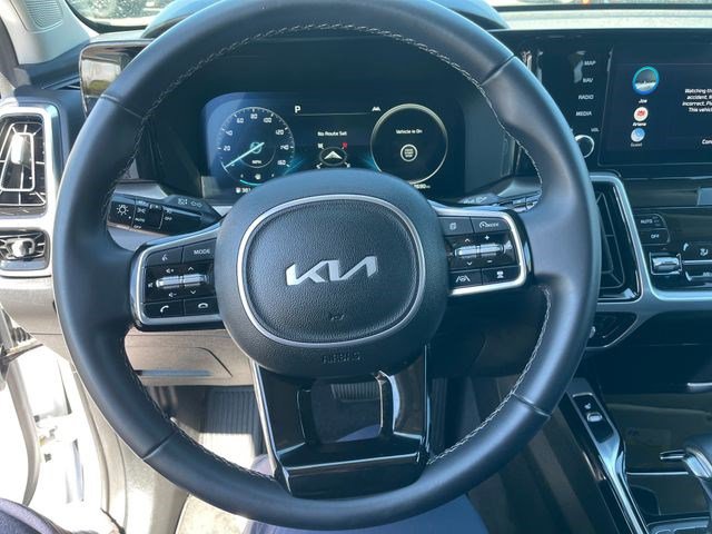 Used 2023 Kia Sorento SX AWD/4WD image 43