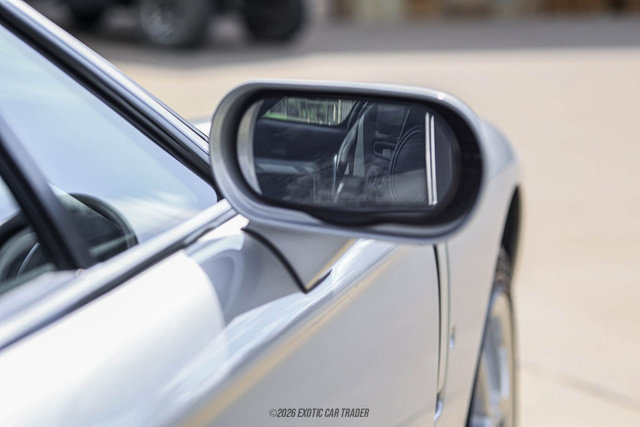 Used 2005 Ford GT RWD image 45