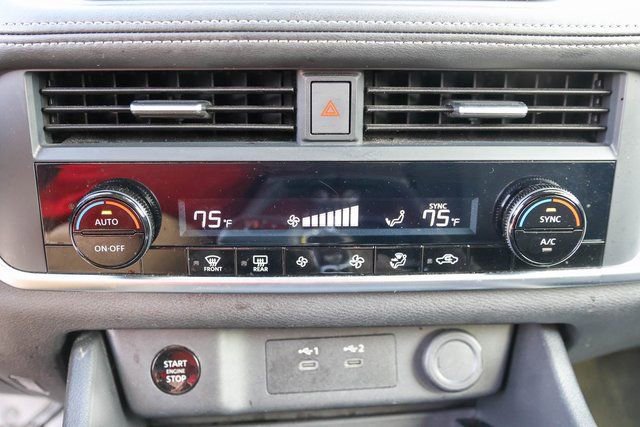 Used 2024 Nissan Rogue SV AWD/4WD image 22