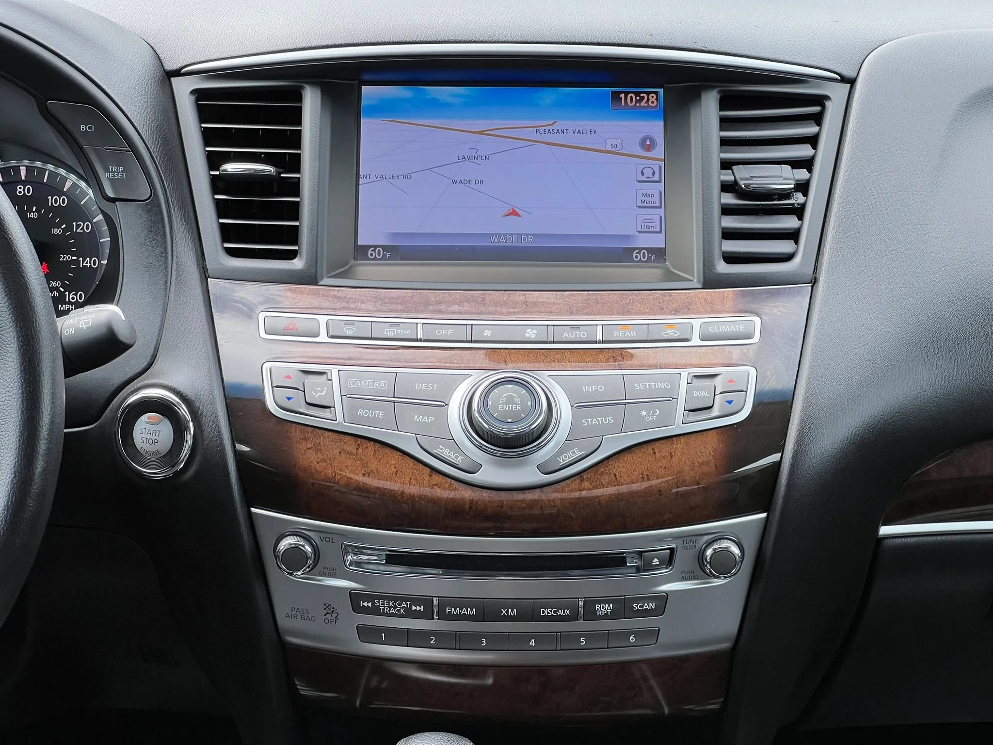 Used 2013 INFINITI JX35 AWD w/ Premium Pkg image 28