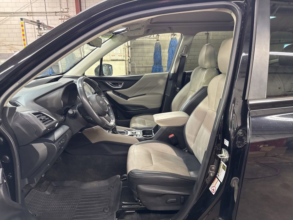 Used 2019 Subaru Forester Limited w/ Popular Package #3 image 10