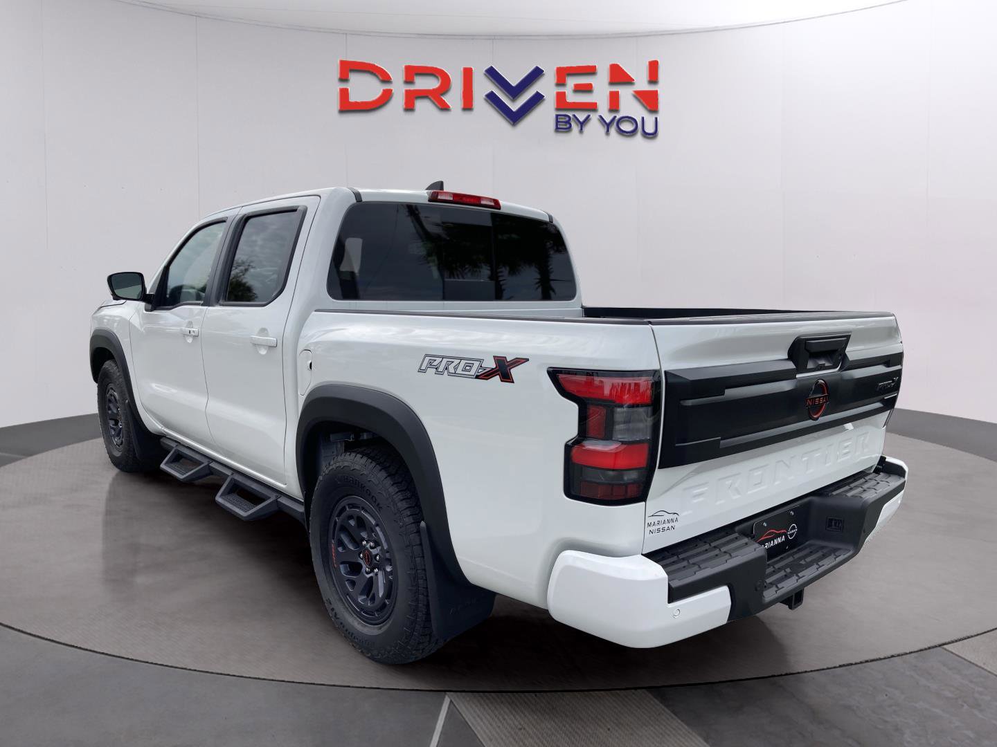 New 2026 Nissan Frontier Pro-X w/ Pro-X Convenience Package image 3