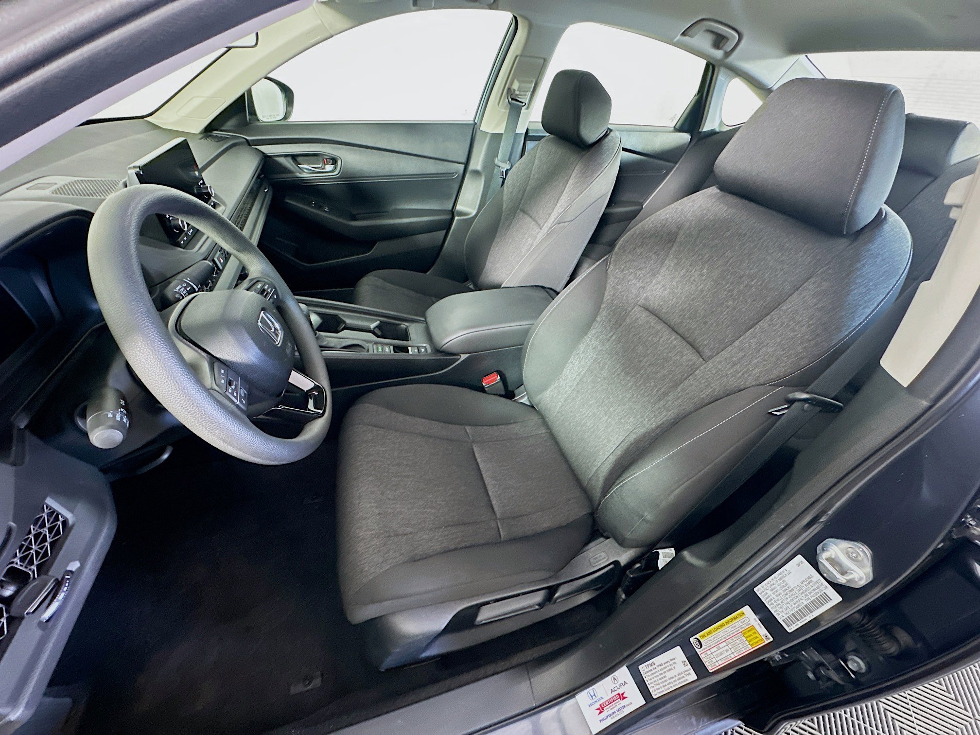 Used 2025 Honda Accord LX image 13