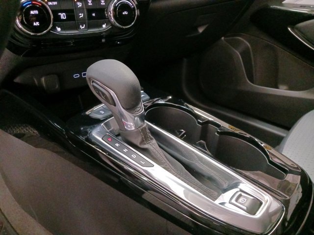 Used 2025 Chevrolet Trax LT w/ Driver Confidence Package image 23