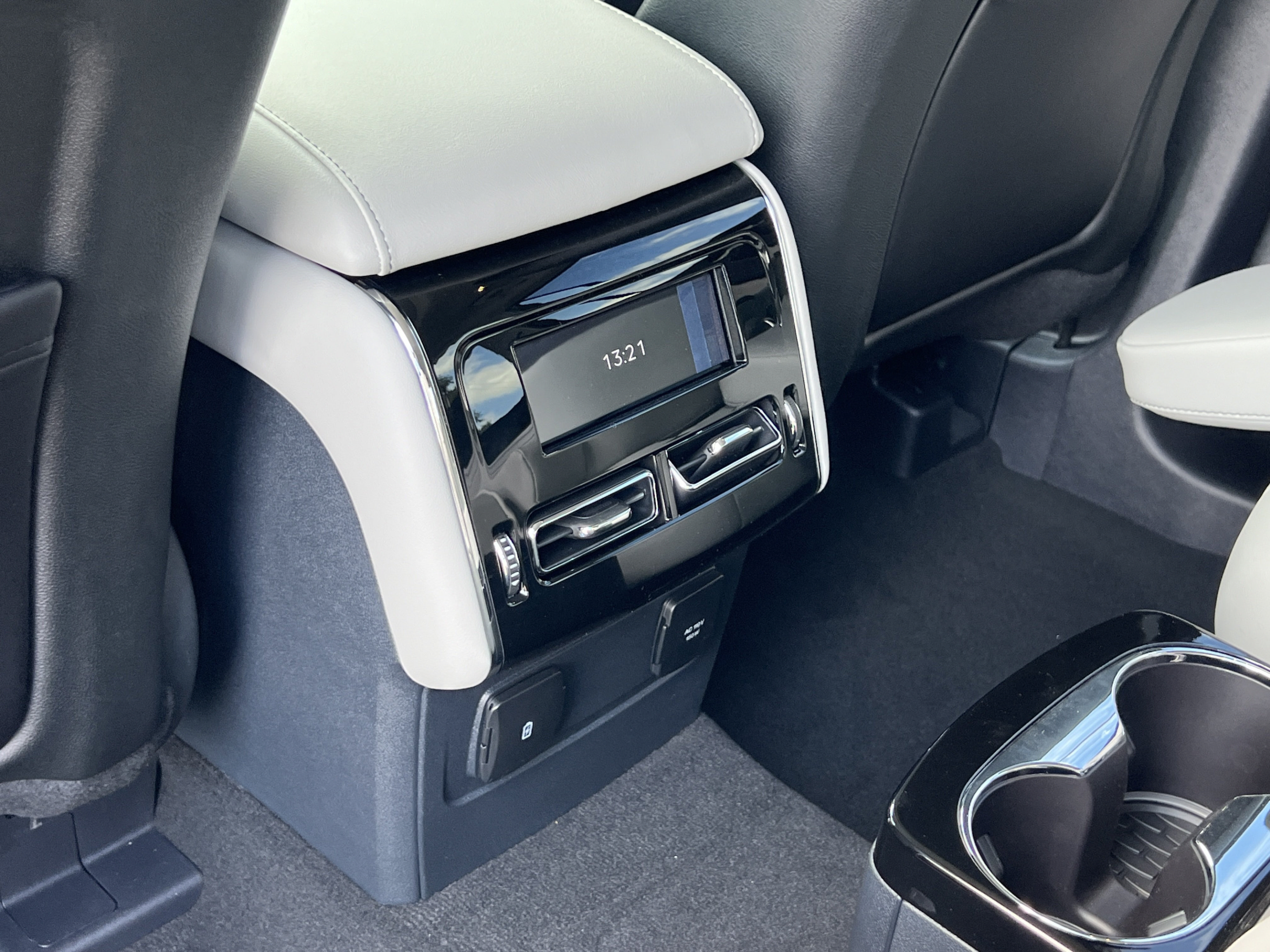 New 2027 Lincoln Aviator Reserve AWD/4WD image 20