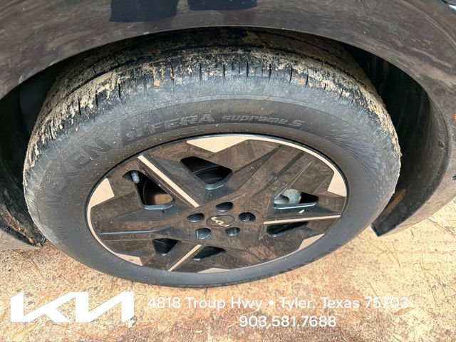 Certified 2025 Kia EV6 Wind RWD image 14