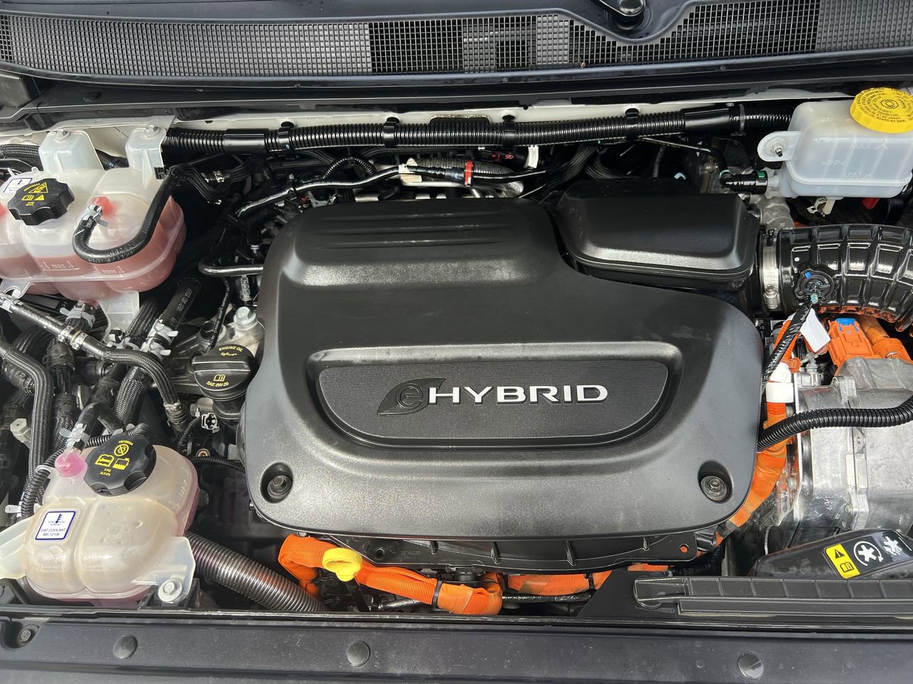 Used 2021 Chrysler Pacifica Touring-L FWD image 35