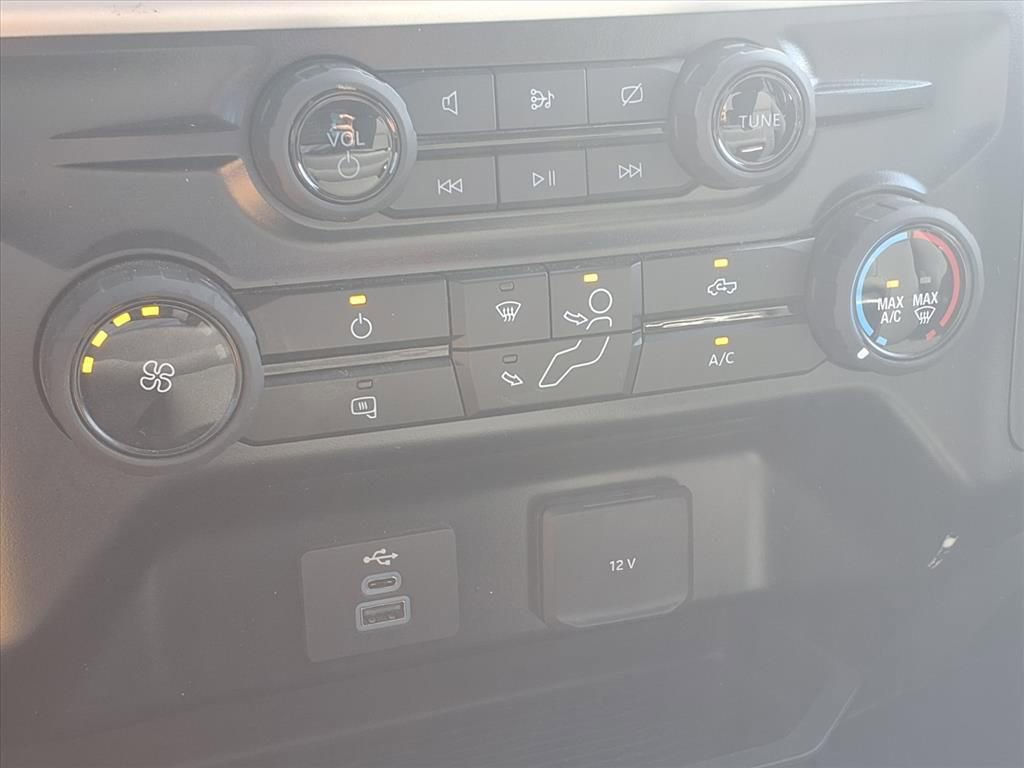 Used 2024 Ford F250 XLT image 7