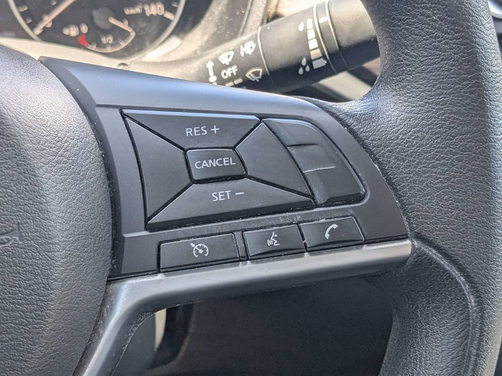 Used 2025 Nissan Altima 2.5 SV FWD image 22