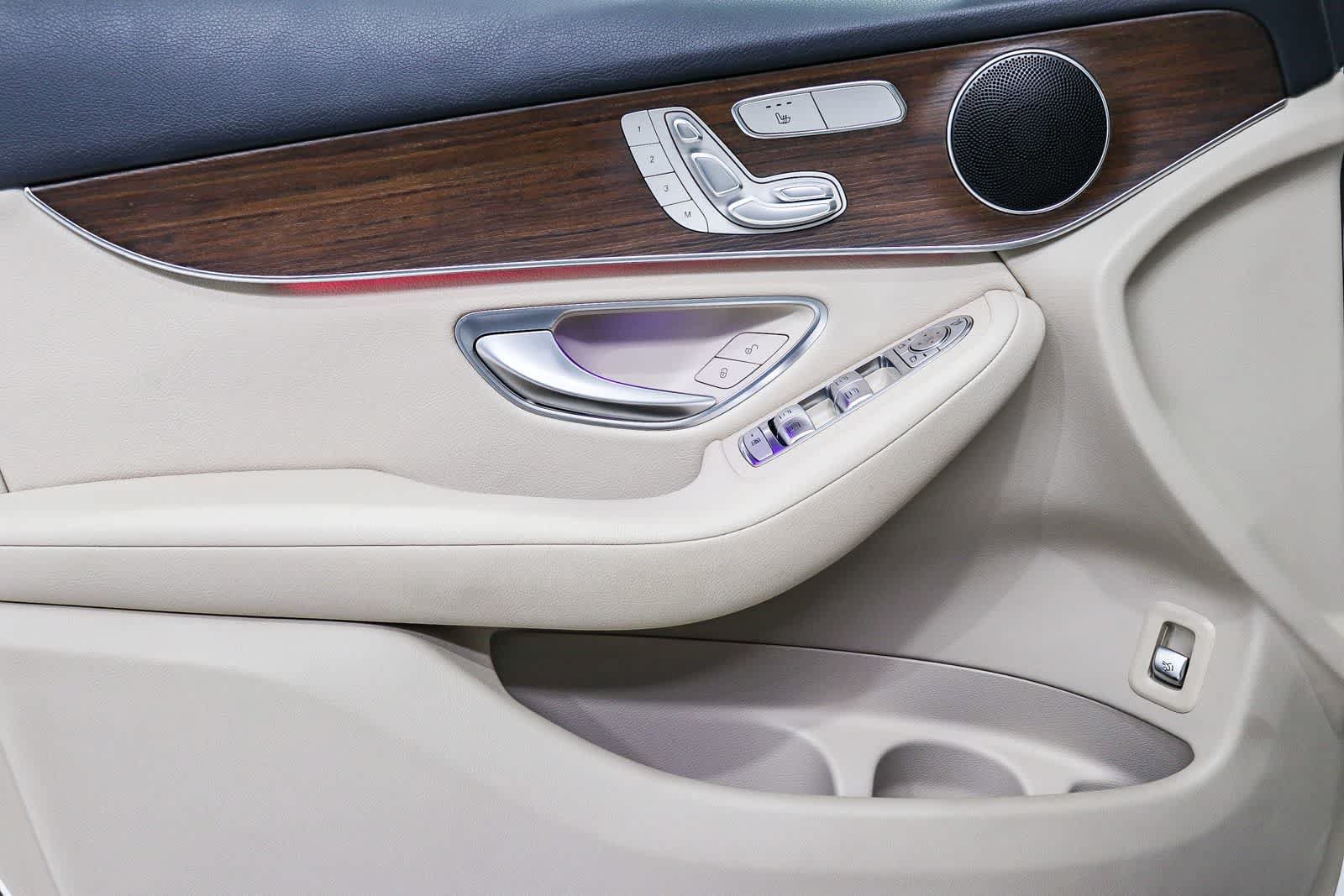 Certified 2022 Mercedes-Benz GLC 300 image 21