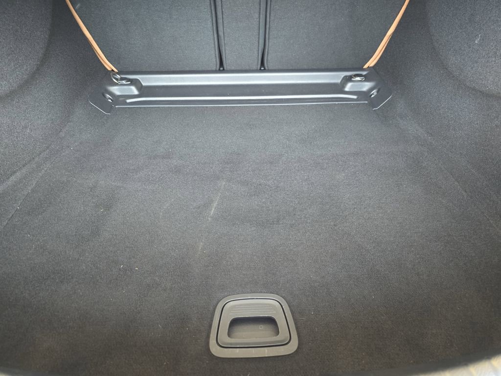 Certified 2025 Mercedes-Benz CLE 300 4MATIC Coupe image 15