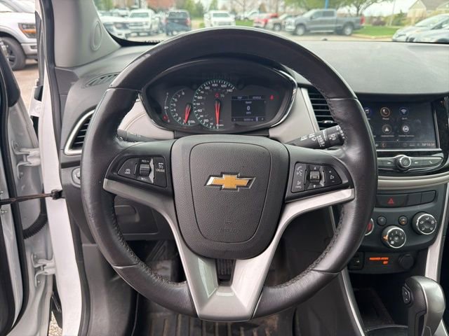Used 2020 Chevrolet Trax LT w/ Driver Confidence Package image 23