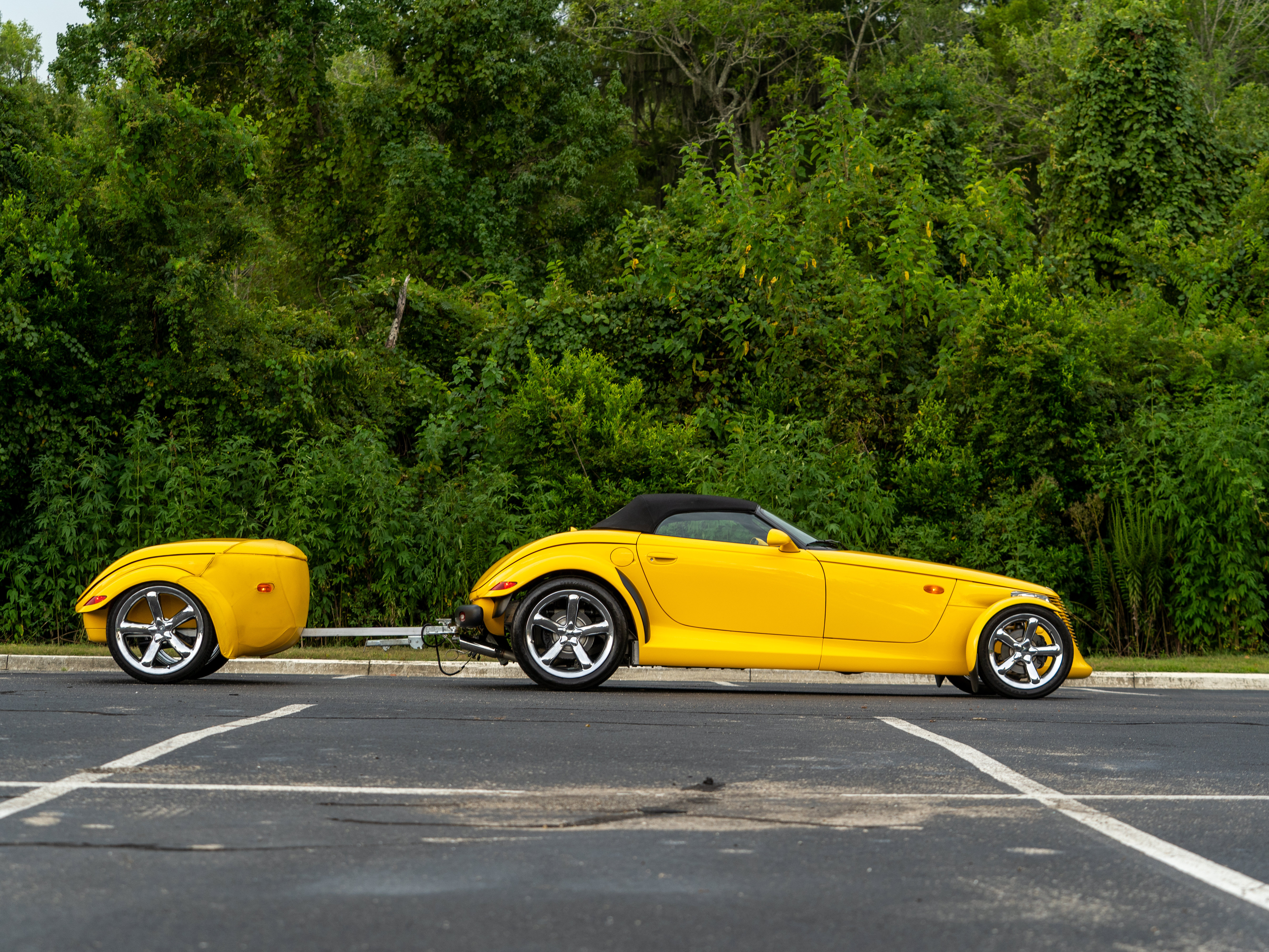 Used 2002 Chrysler Prowler RWD image 5