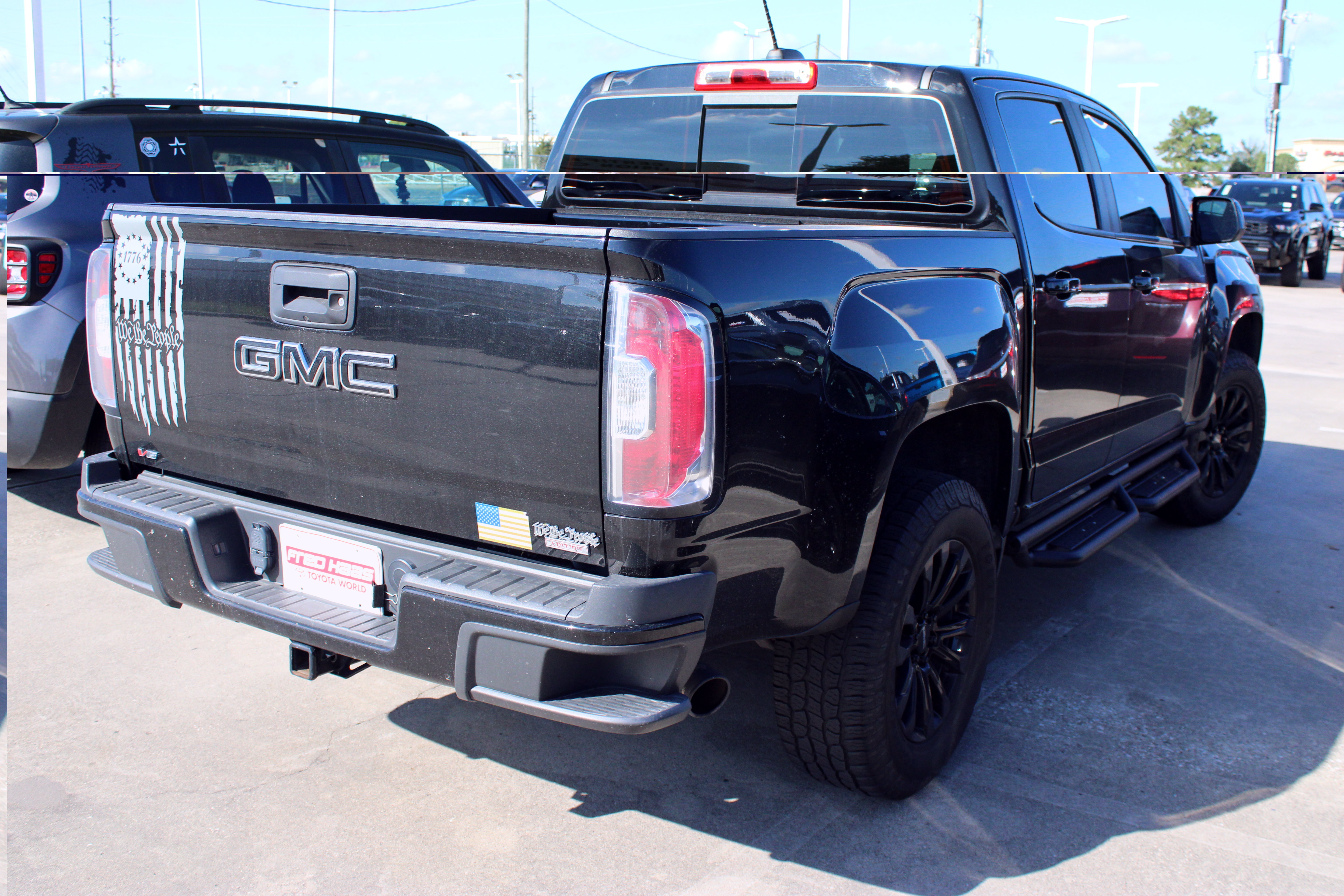 Used 2022 GMC Canyon Elevation w/ Elevation Premium Package RWD image 9