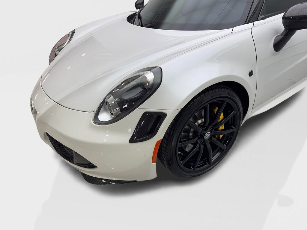 Used 2018 Alfa Romeo 4C Base image 18