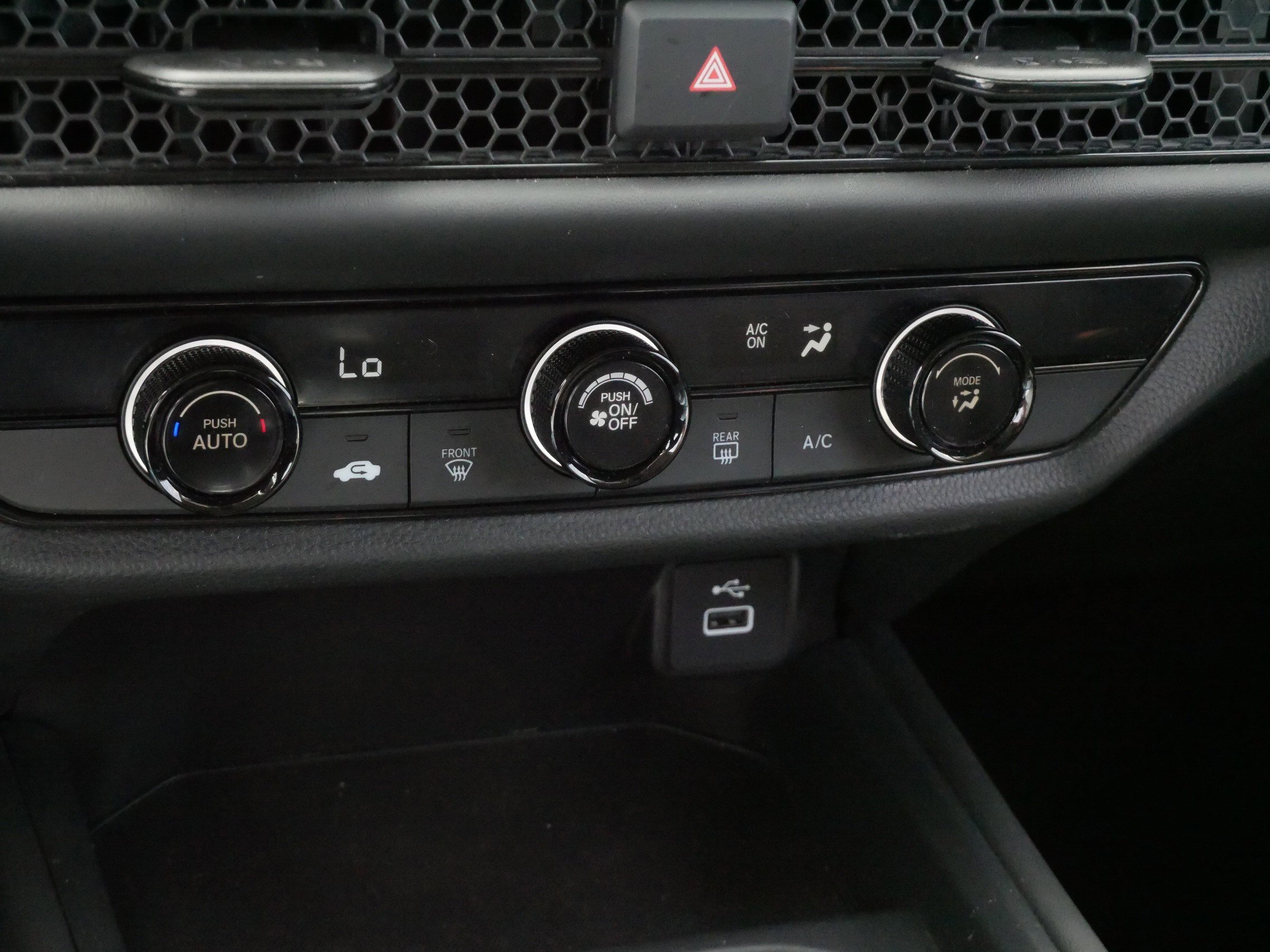 Used 2023 Honda HR-V LX image 23