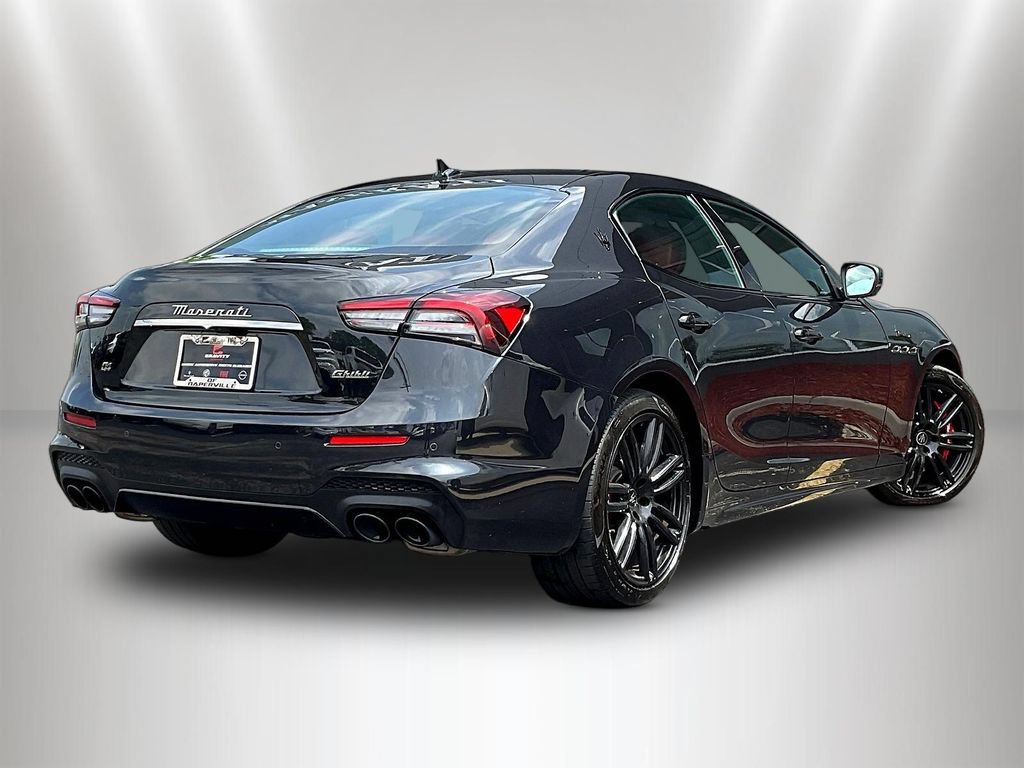Used 2023 Maserati Ghibli Modena Q4 AWD/4WD image 6