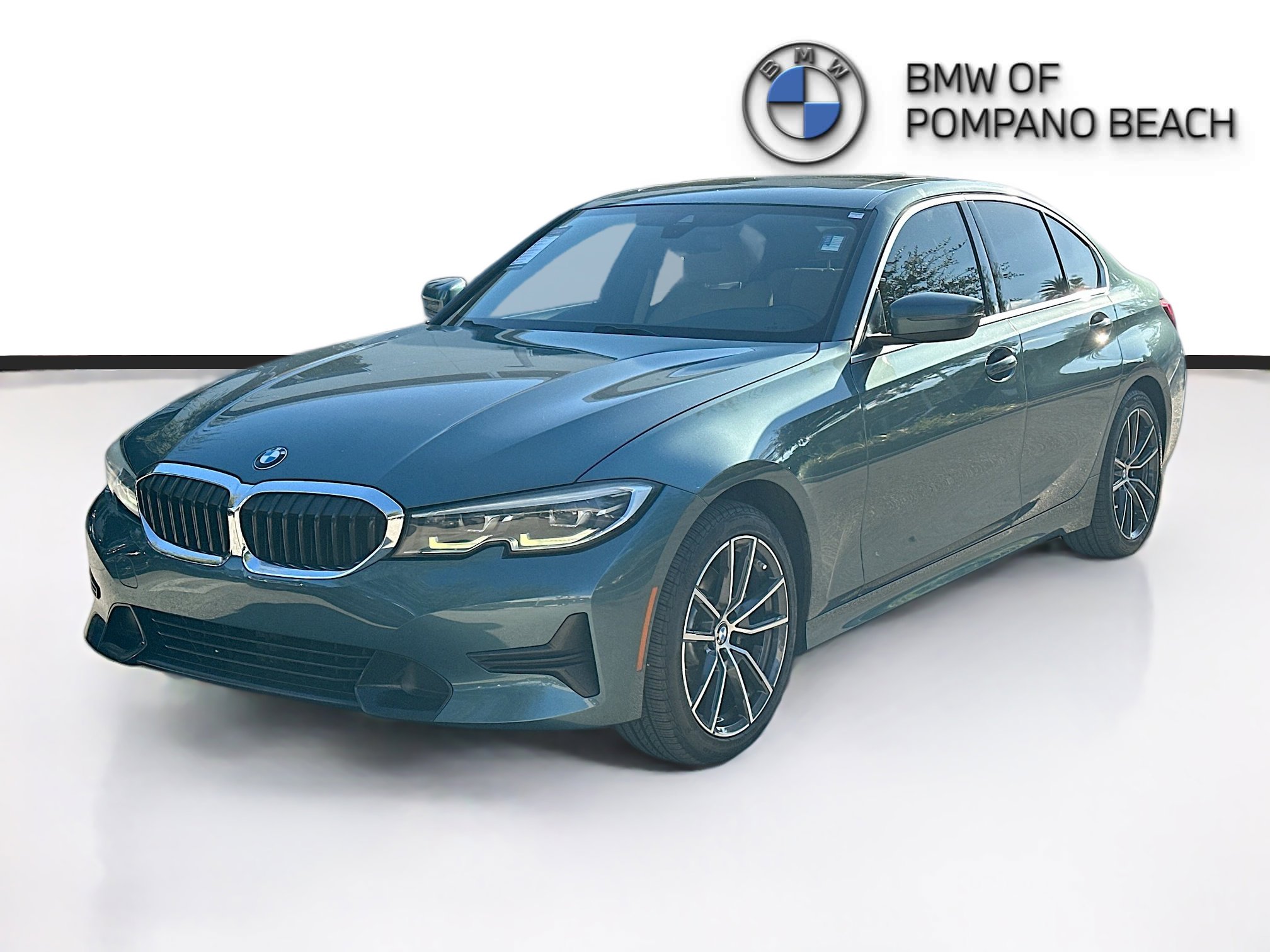 Used 2021 BMW 330i Sedan image 3