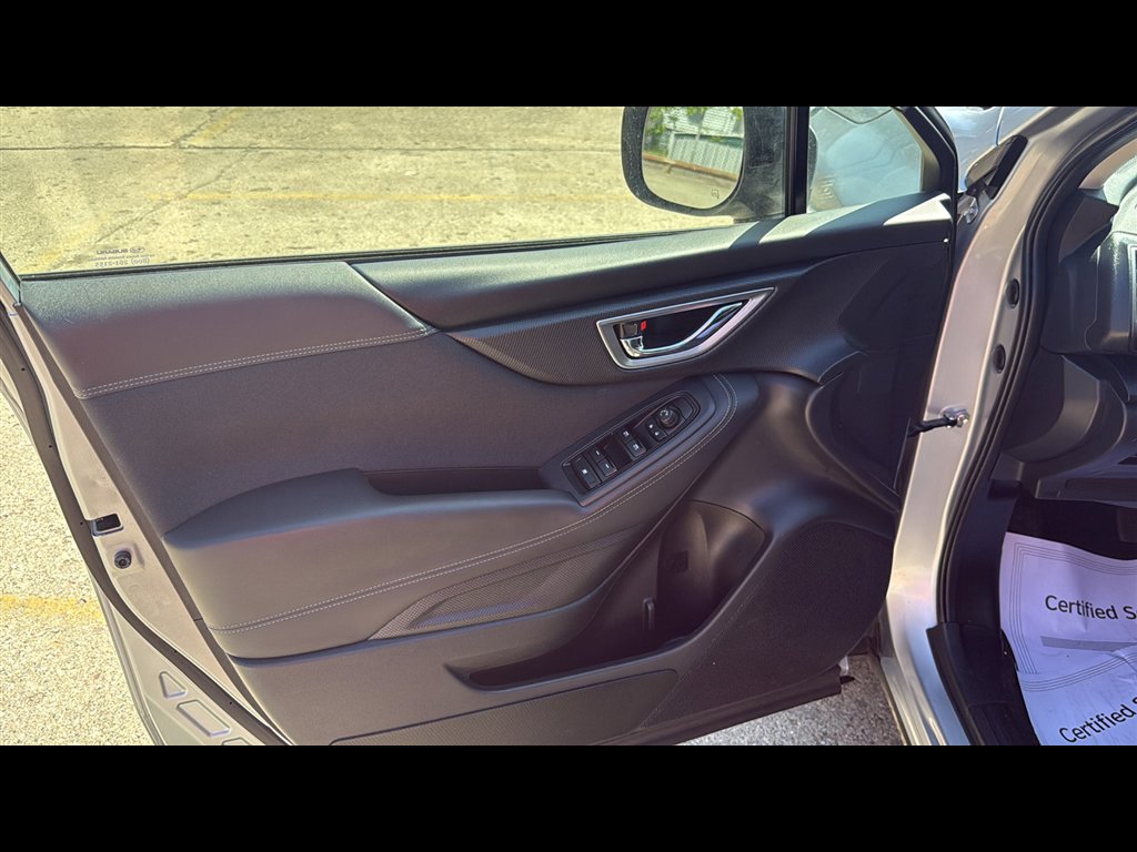 Used 2023 Subaru Forester Premium image 7