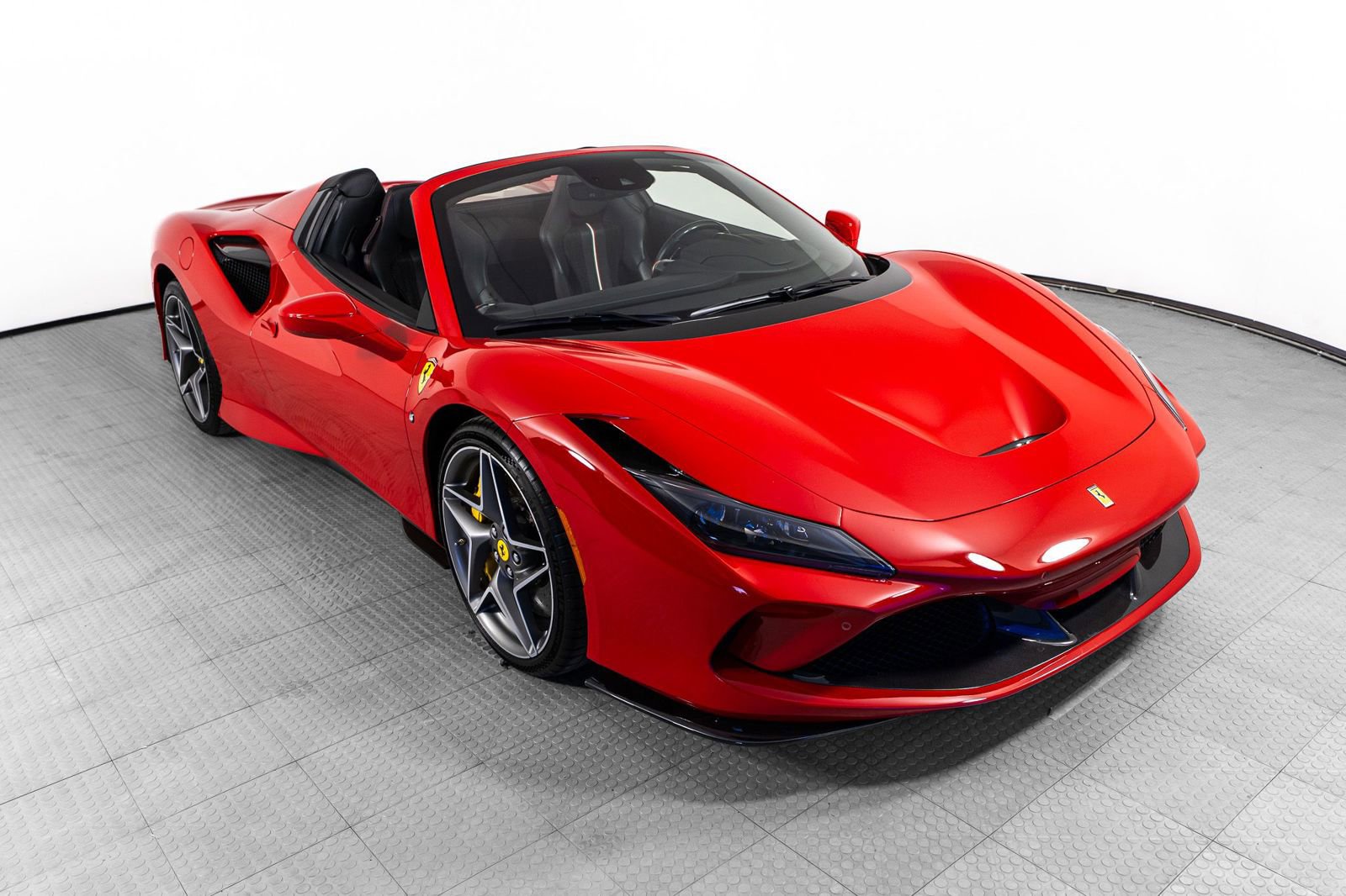 Certified 2021 Ferrari F8 Tributo Base image 20