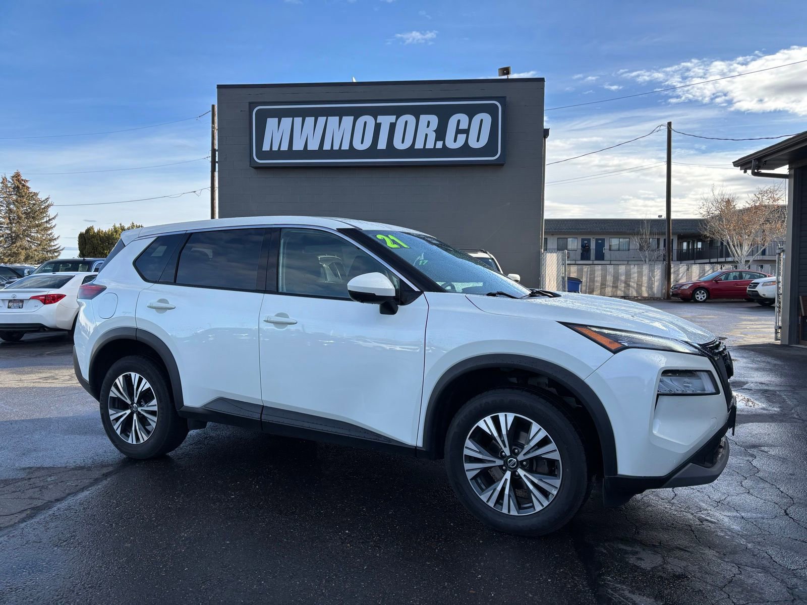Used 2021 Nissan Rogue SV AWD/4WD image 24