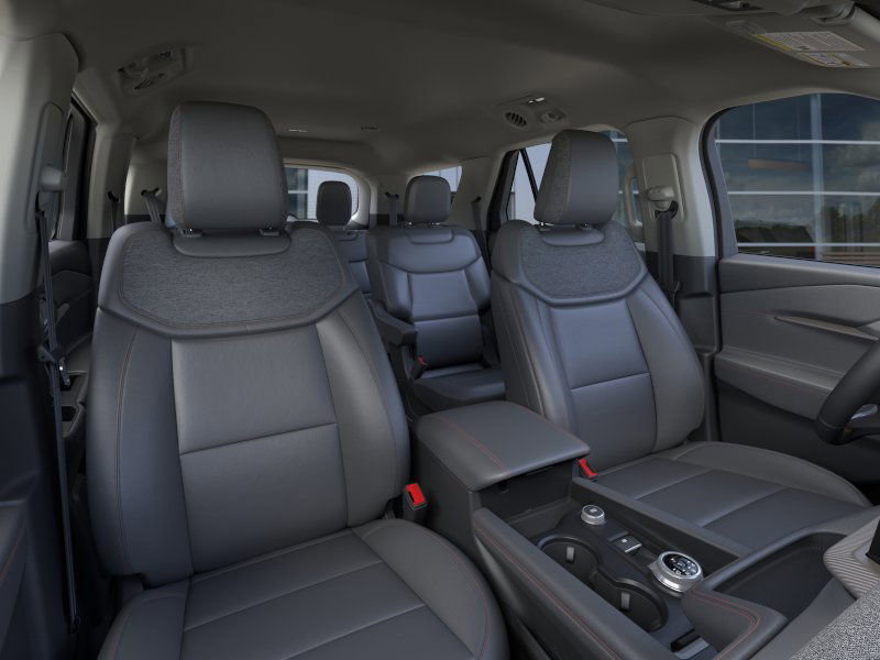 New 2025 Ford Explorer Active w/ Active Comfort Package image 32