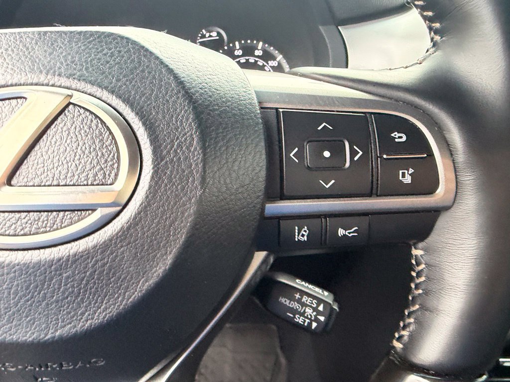 Used 2023 Lexus GX 460 Premium w/ Accessory Package AWD/4WD image 19